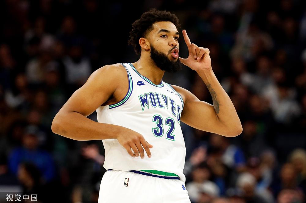 队再度吸引 队再度吸引