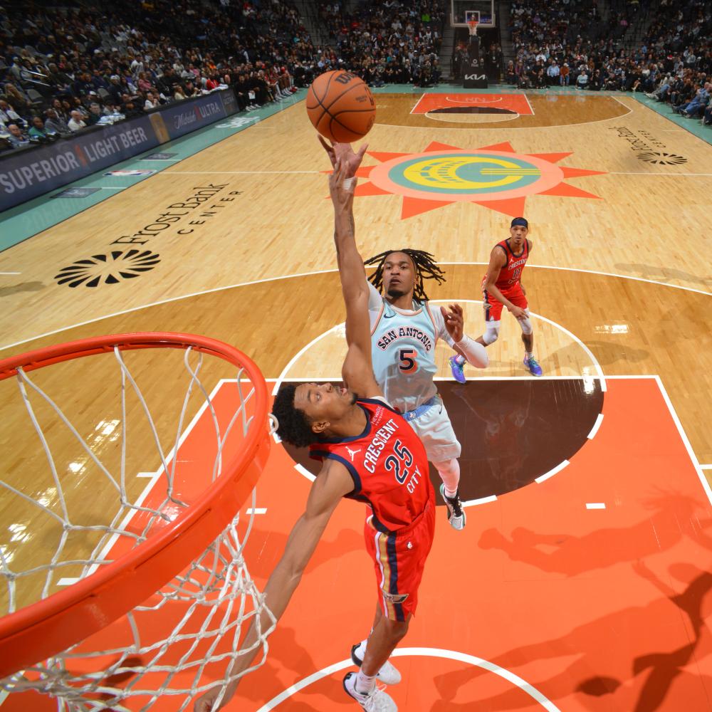 国足球的 国足球的