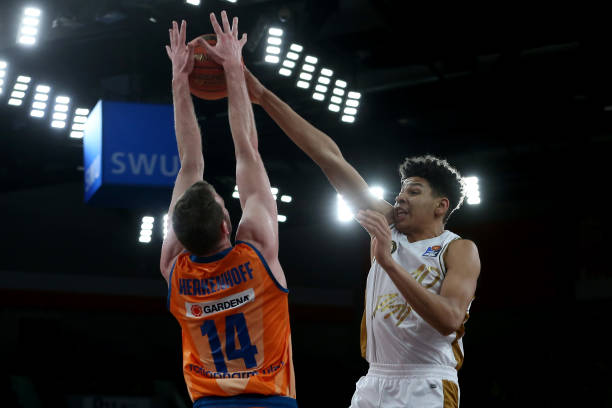 和义务公开 和义务公开