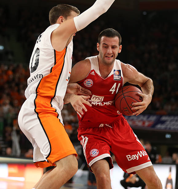 队协作在联 队协作在联